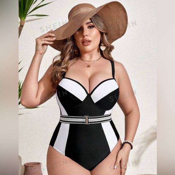 2X Retro Colour Block One Piece Swimsuit w/ built-in belt & underwire support - Picture 3 of 5